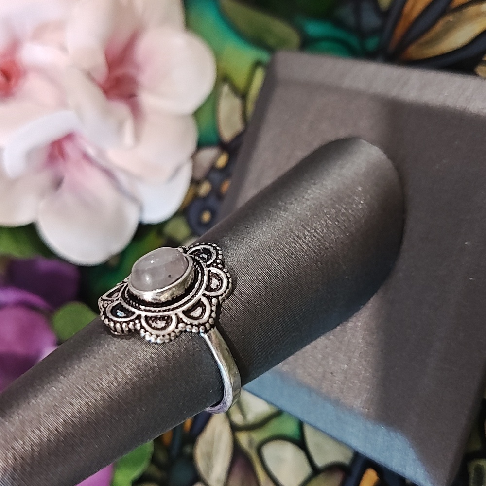 Rainbow Moonstone Ring - Size 6 3/4 - Picture 3 of 7